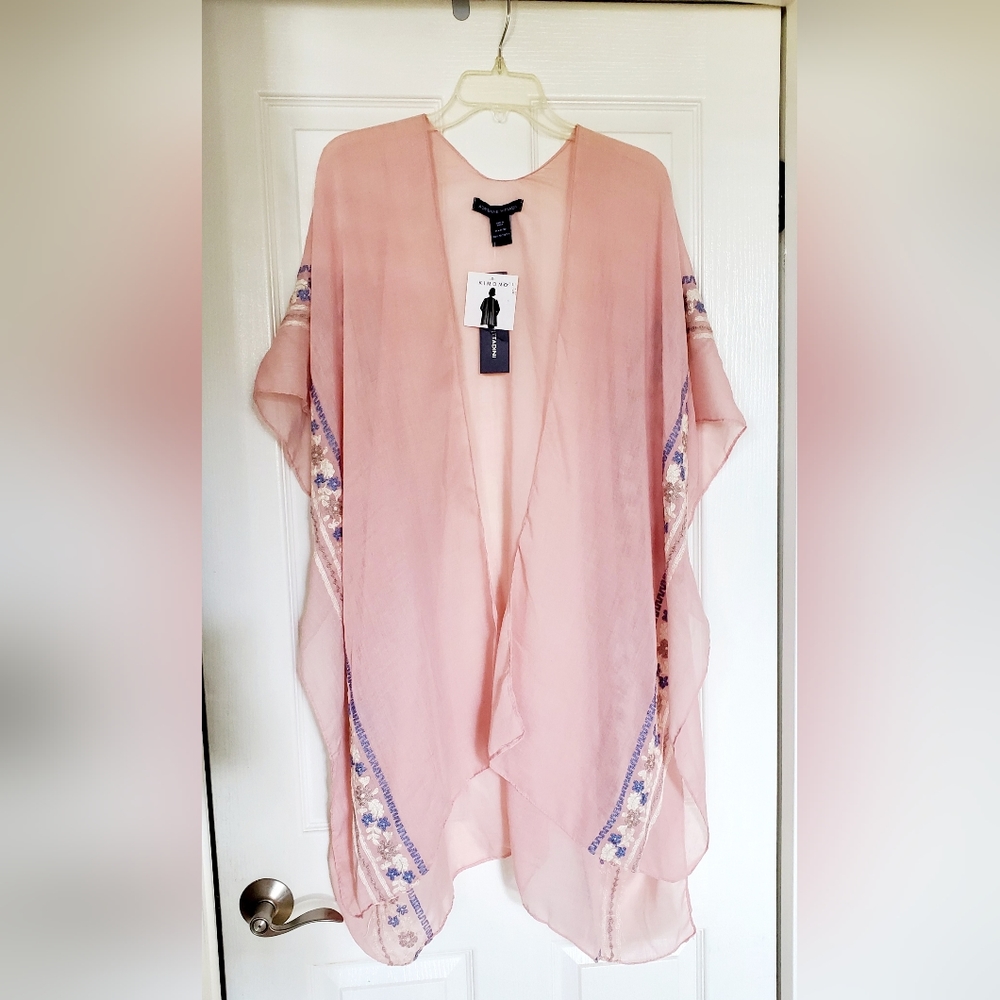 NWT- Adrienne Vittadini Pink Polyester Kimono, one size - Picture 1 of 3